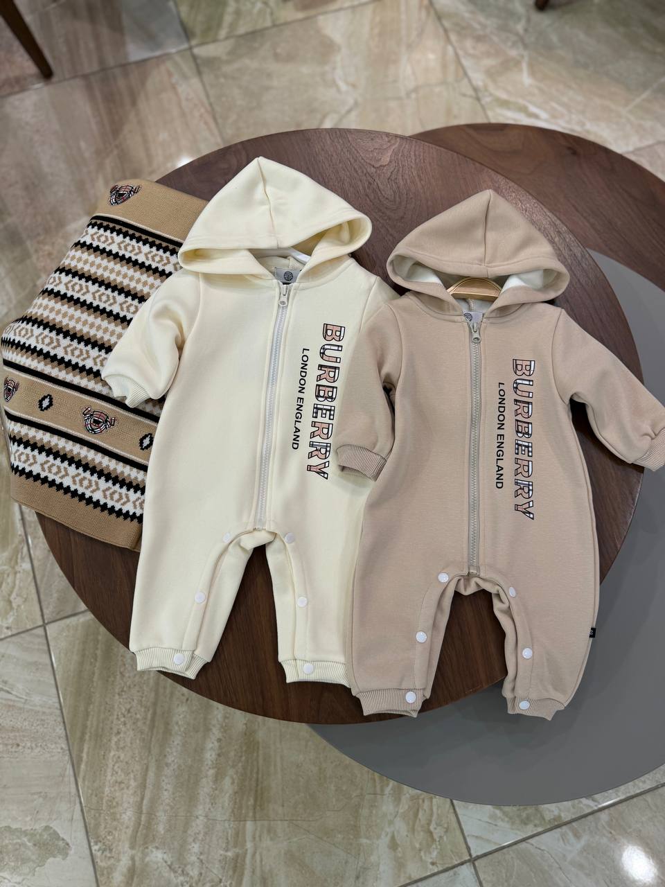 MACACÃO INFANTIL BURBERRY