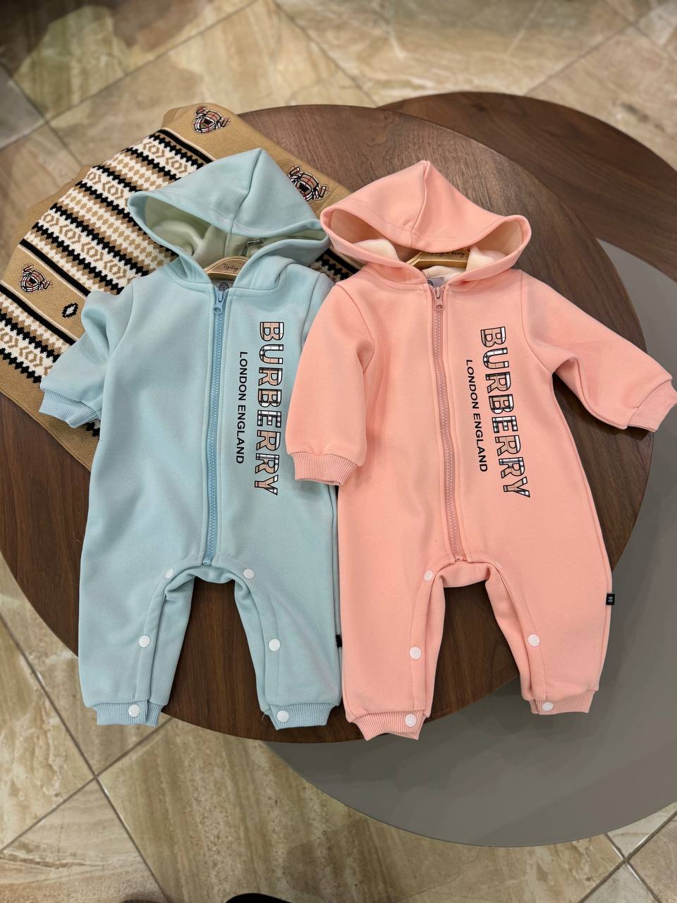 MACACÃO INFANTIL BURBERRY