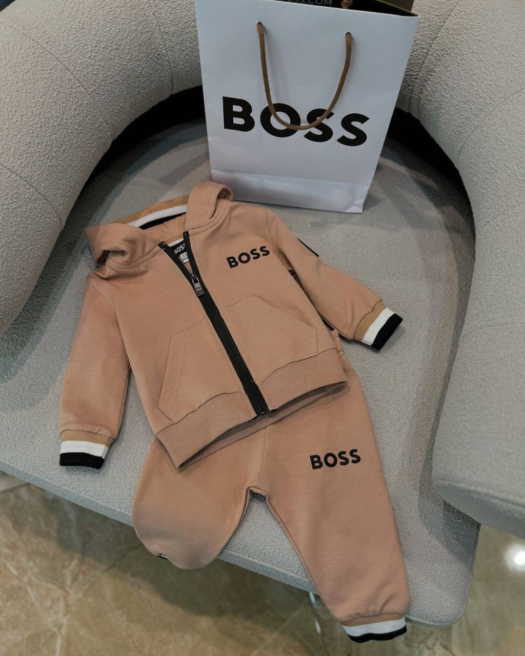 CONJUNTO INFANTIL HUGO BOSS
